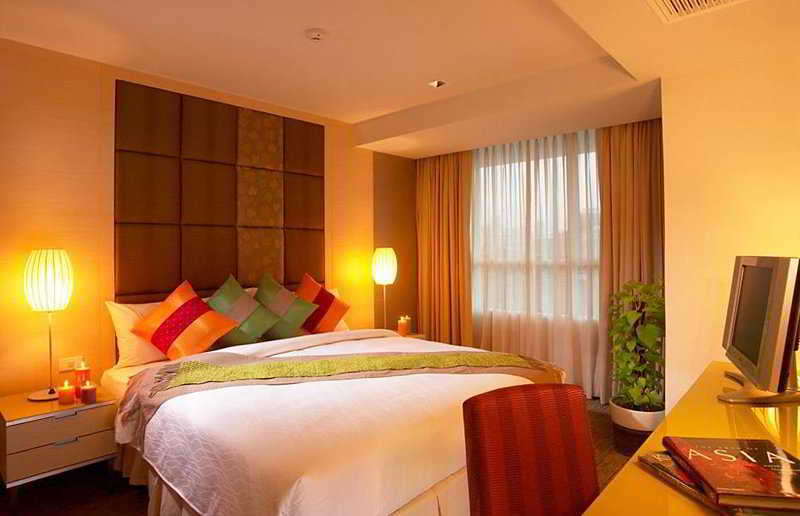 Fraser Place Langsuan Bangkok Exterior photo